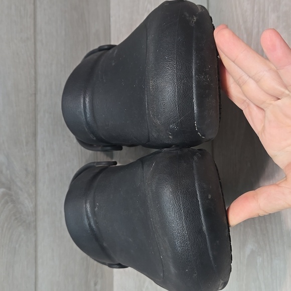 Crocs Men's Black Outdoor Rubber Clogs Shoes Sz 13 - Picture 4 of 11